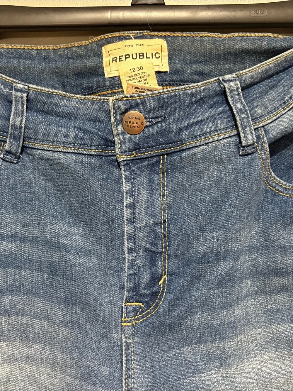 For The Republic Distressed Skinny Jeans Fray Hem Slit Size 12/30 Medium Wash